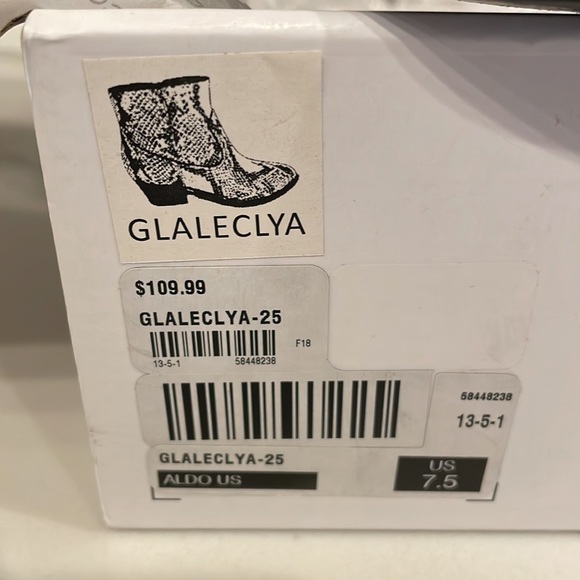 Aldo Leopard Print Calf Hair Booties (Glaleclya), Size 7.5 - Picture 3 of 3